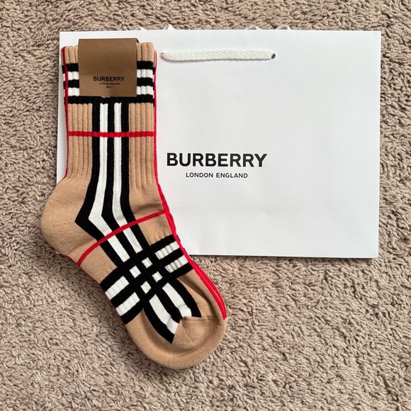 Authentic Burberry crew socks size S - Picture 2 of 5